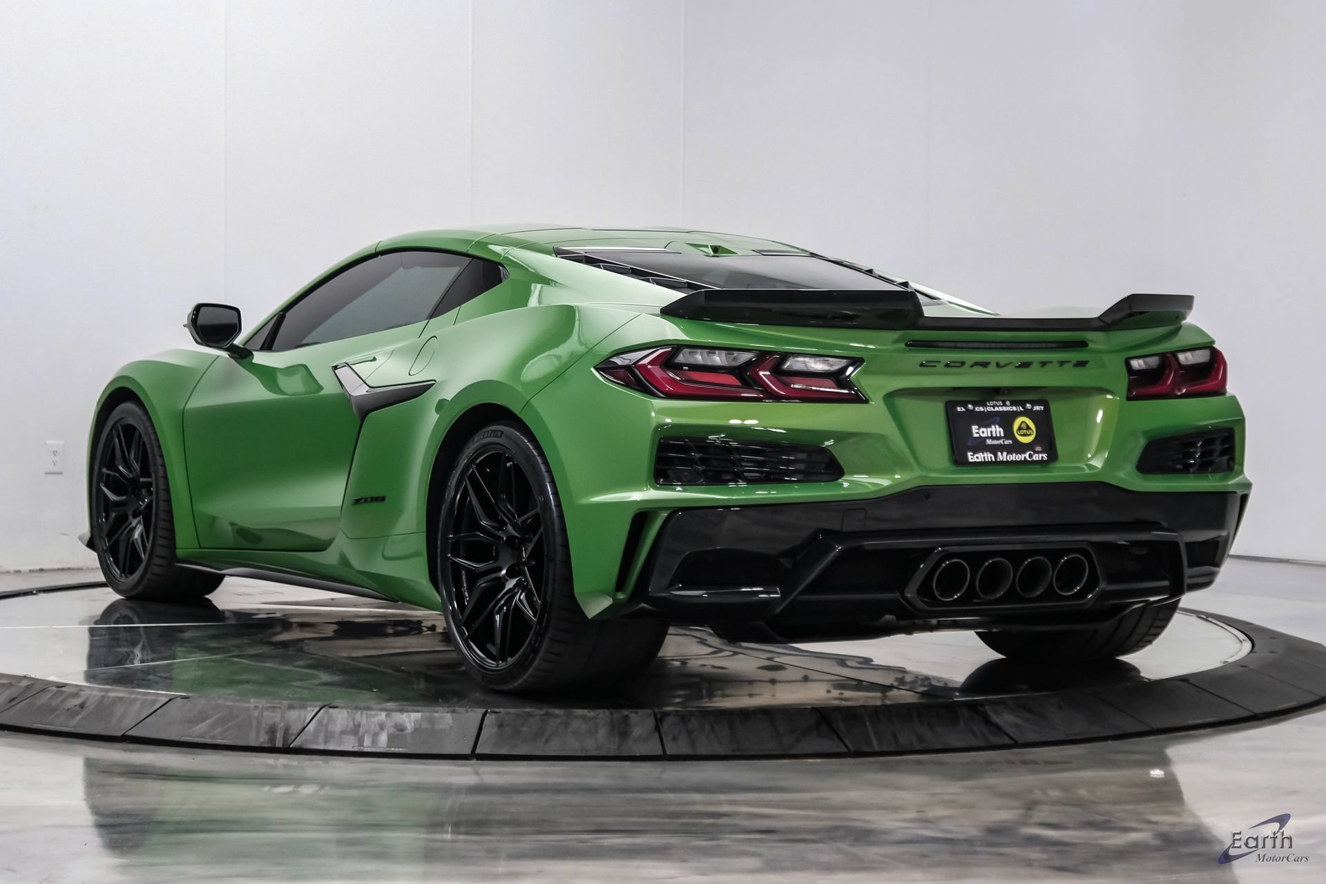 Used 2026 Chevrolet Corvette Z06 RWD image 14