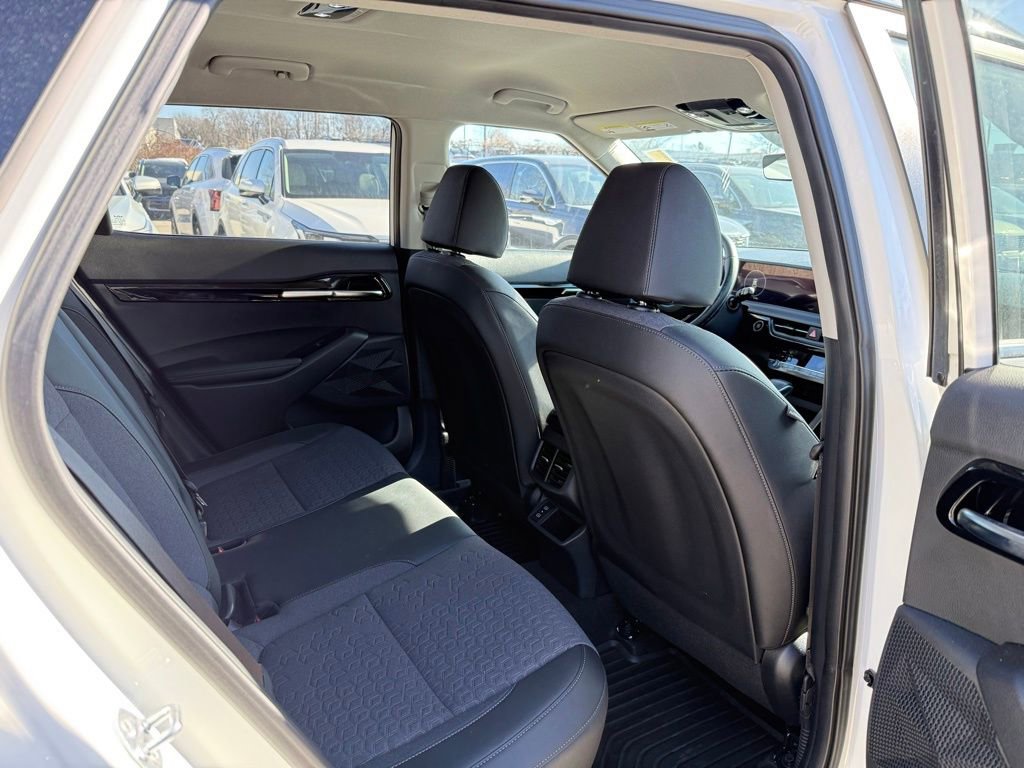 Certified 2024 Kia Seltos X-Line image 18