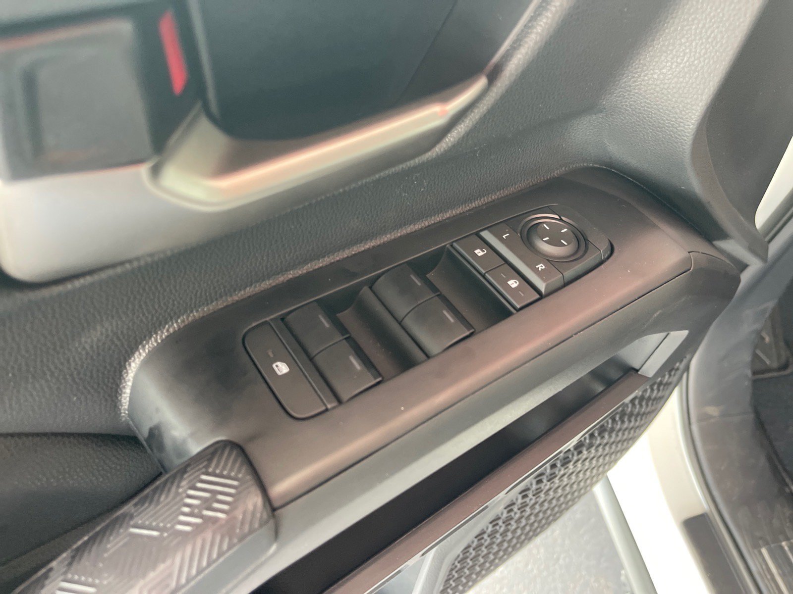 New 2026 Toyota Tacoma TRD Off-Road AWD/4WD image 9