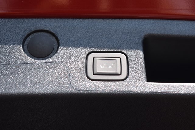 New 2027 Chevrolet Equinox RS w/ Safety and Technology Package FWD image 19