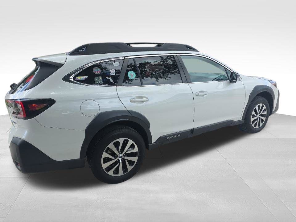 Certified 2024 Subaru Outback Premium AWD/4WD image 2