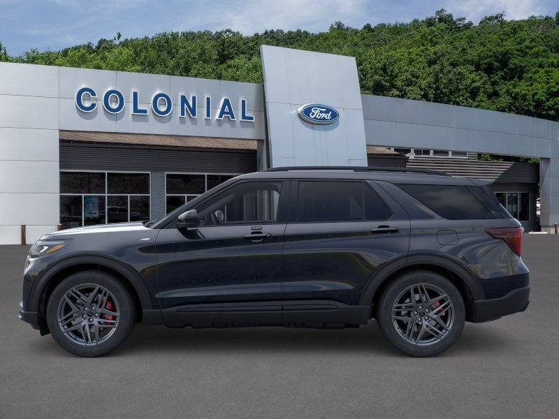 New 2026 Ford Explorer ST-Line w/ ST-Line Street Pack AWD/4WD image 3