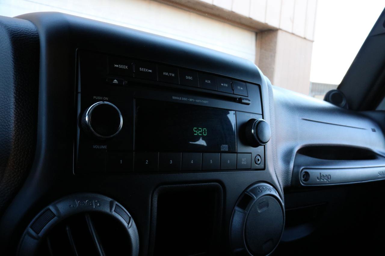 Used 2013 Jeep Wrangler Unlimited Sport image 24