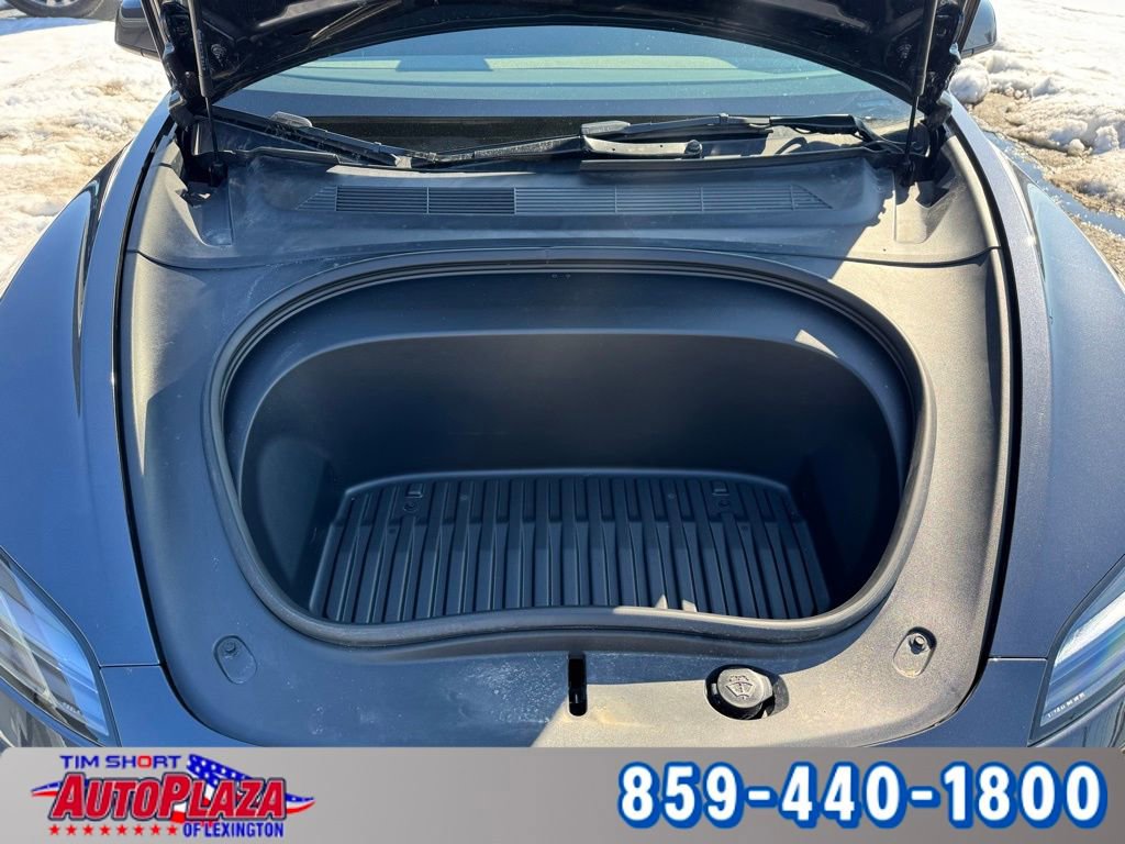 Used 2024 Tesla Model 3 Standard Range image 9