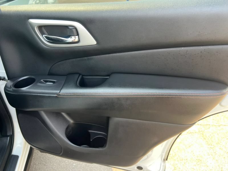 Used 2020 Nissan Pathfinder SV w/ Rock Creek Edition FWD image 10