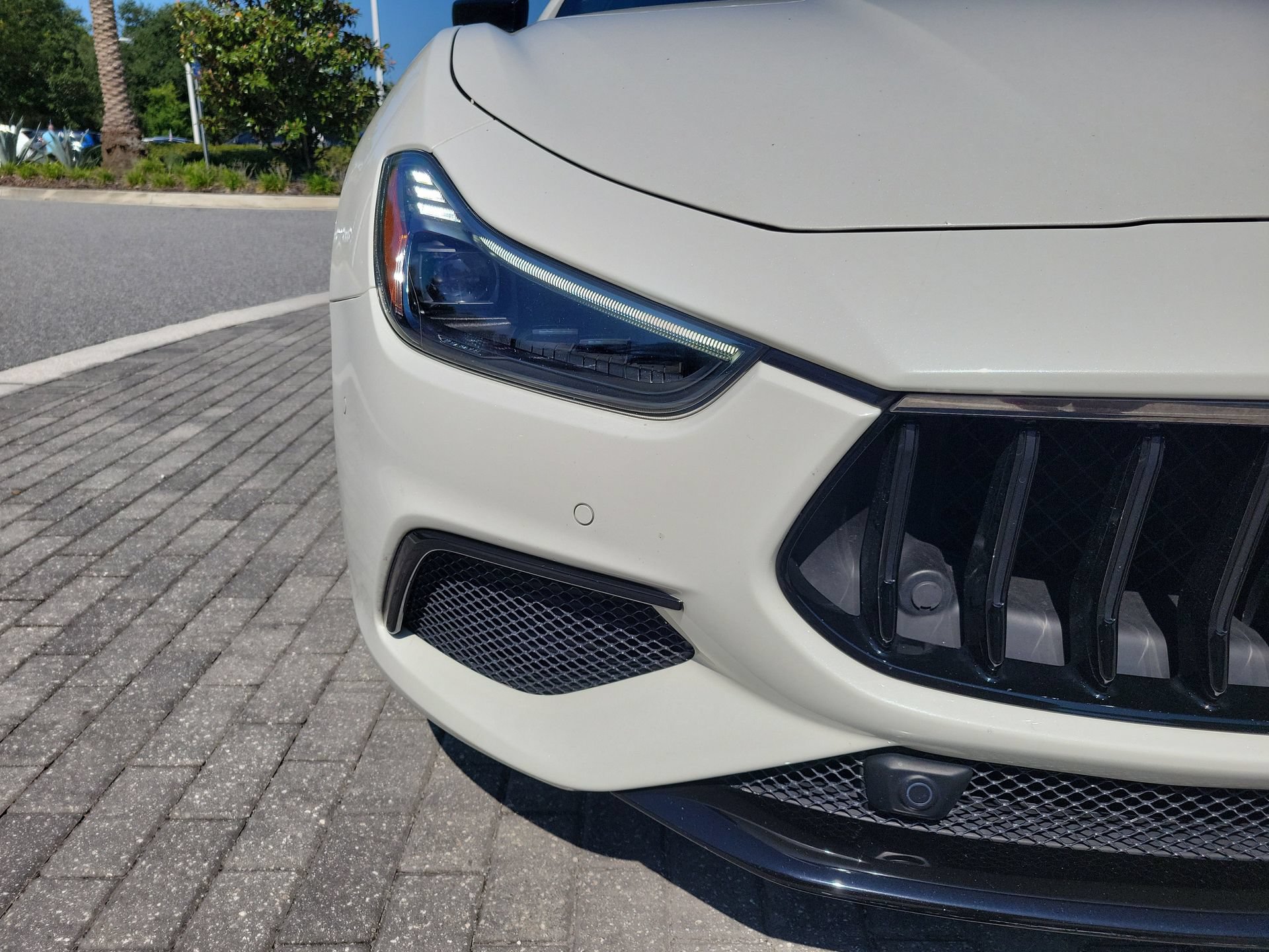 Used 2022 Maserati Ghibli Modena RWD image 7