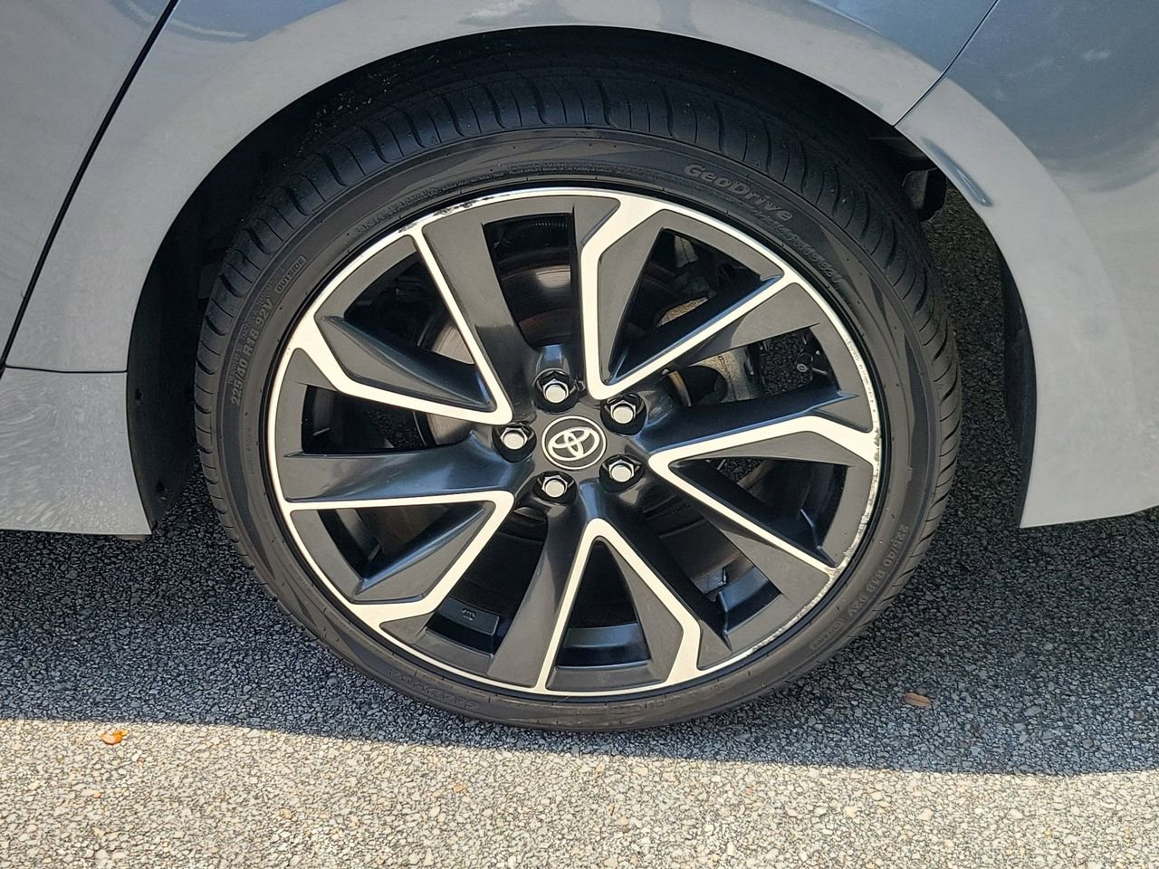 Used 2022 Toyota Corolla SE FWD image 5