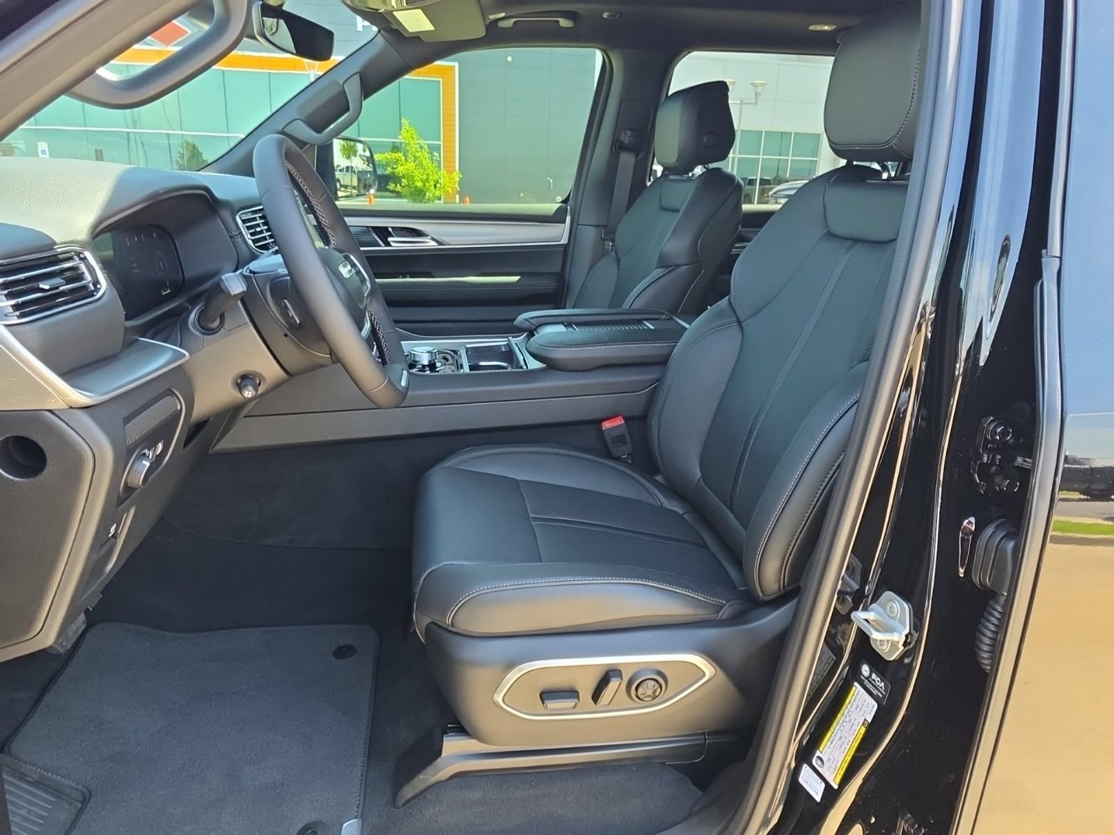 New 2026 Jeep Grand Wagoneer 2WD w/ Premium Group I image 15