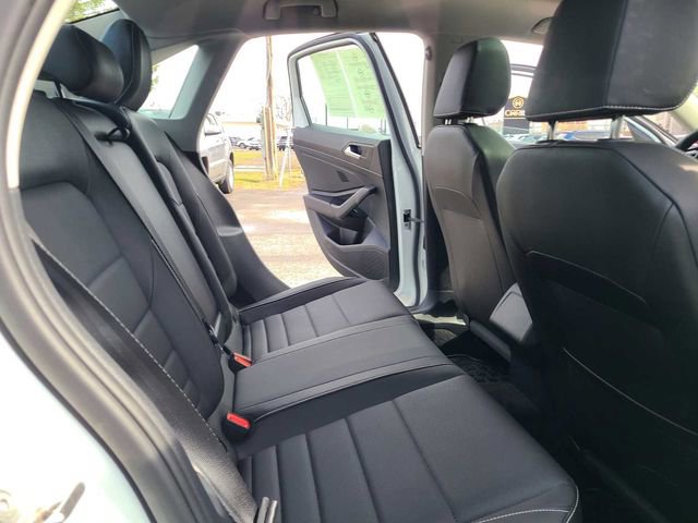 Used 2024 Volkswagen Jetta SE w/ Panoramic Sunroof Package image 21
