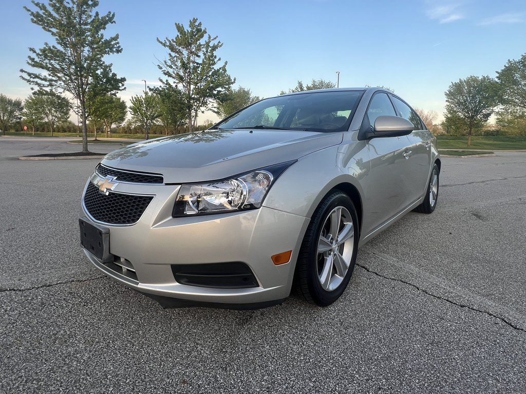 Used 2013 Chevrolet Cruze LT FWD image 1
