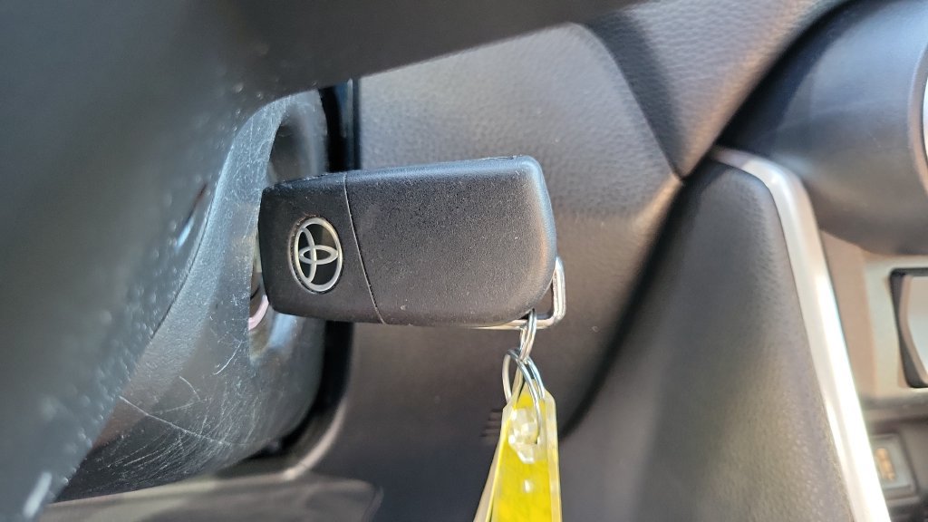 Used 2024 Toyota RAV4 LE FWD image 22