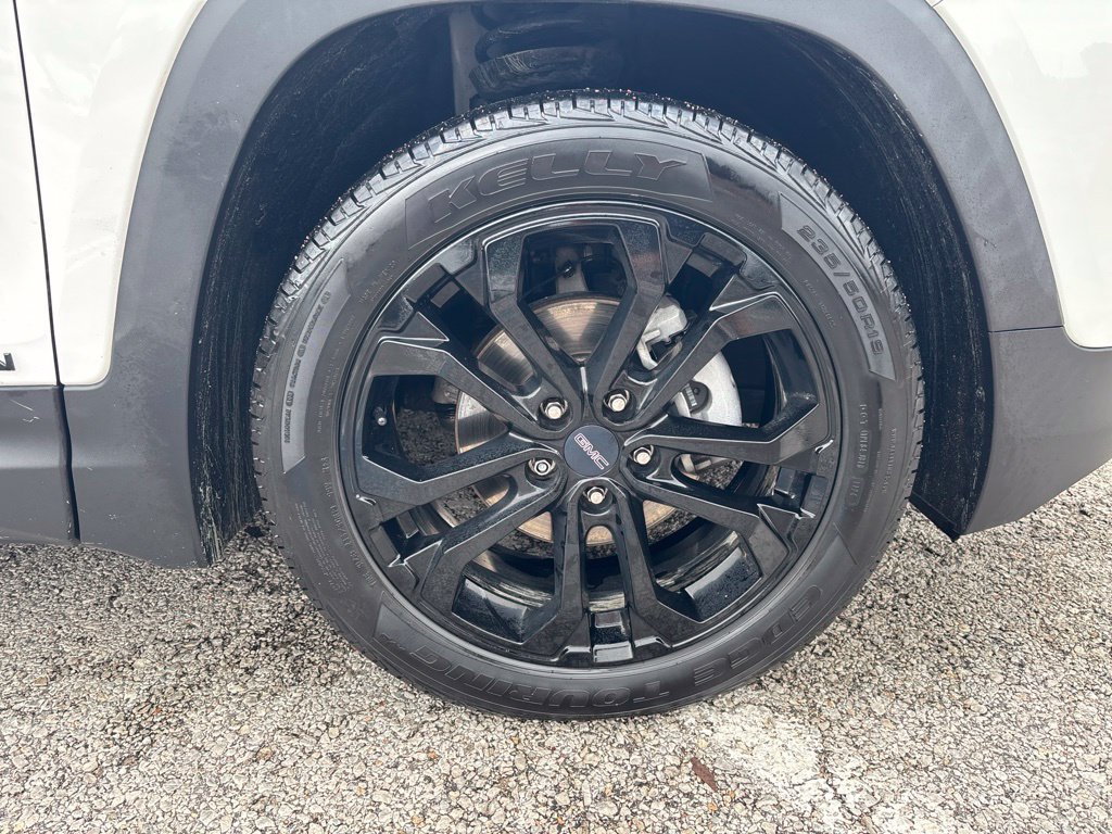 Used 2020 GMC Terrain SLE w/ Elevation Edition FWD image 31