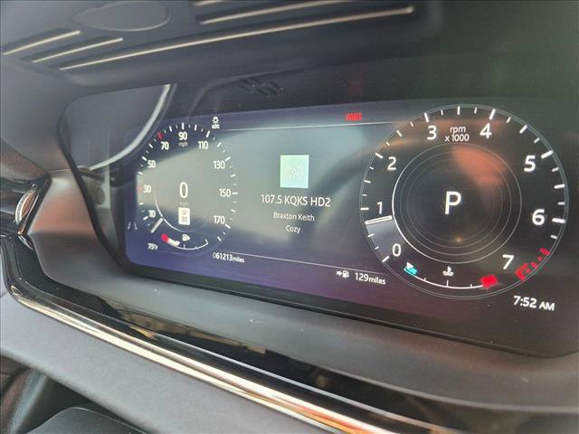 Used 2022 Land Rover Range Rover Evoque R-Dynamic SE AWD/4WD image 11