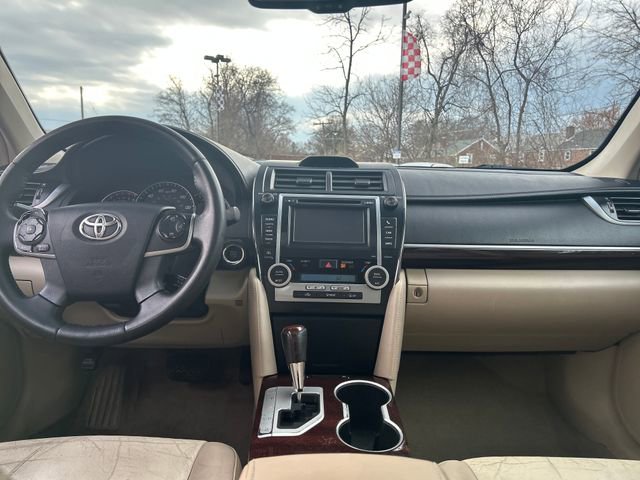 Used 2012 Toyota Camry XLE FWD image 13