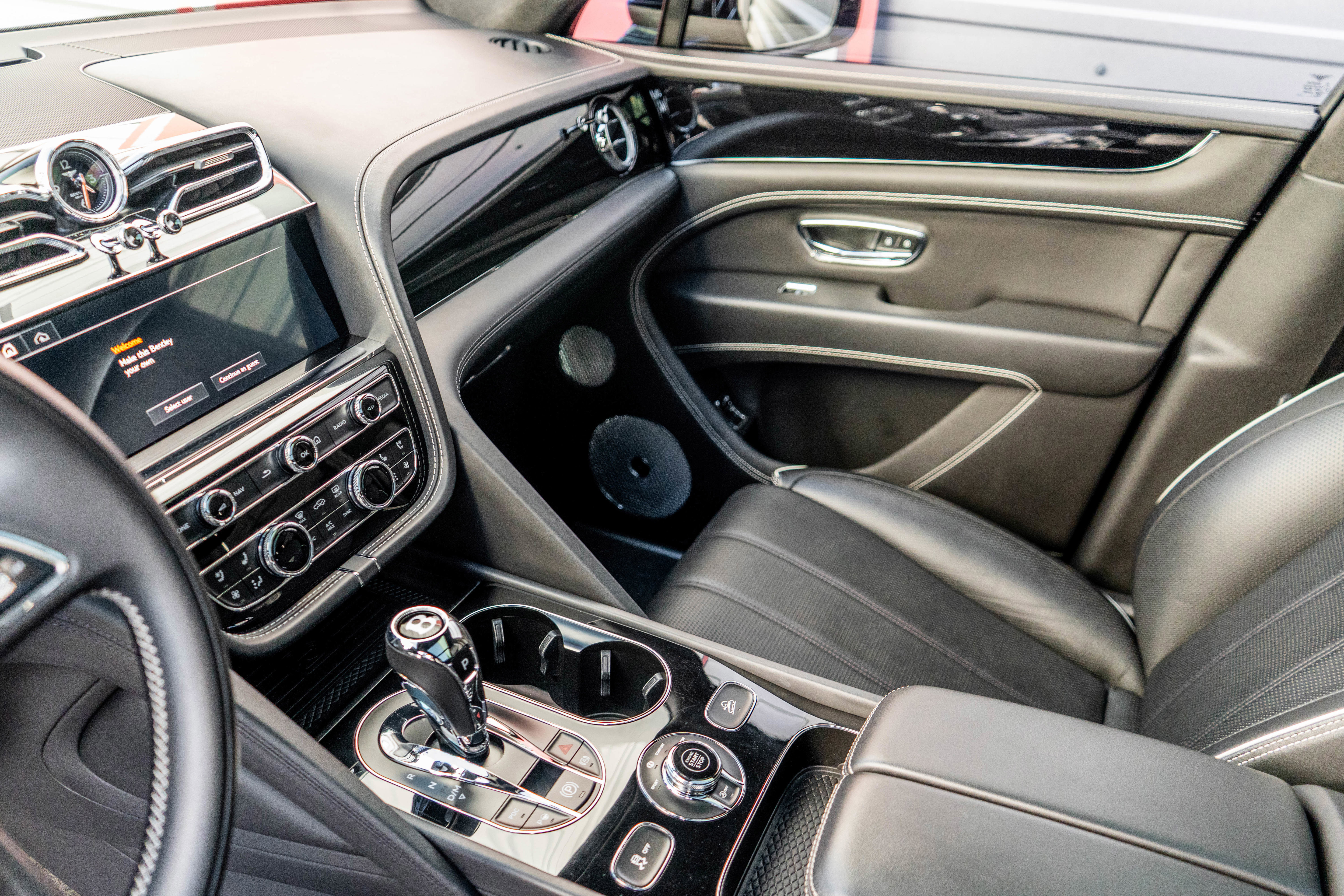 Used 2022 Bentley Bentayga image 20