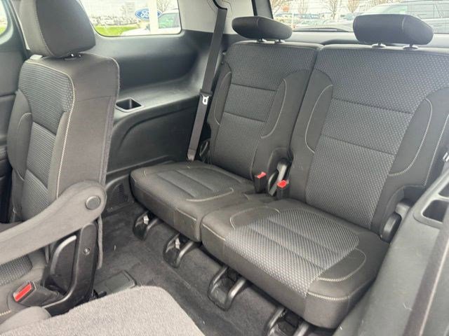 Used 2023 GMC Acadia SLE w/ Driver Convenience Package image 27