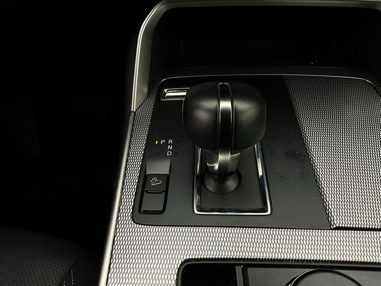 Used 2025 MAZDA CX-70 3.3 Turbo w/ Preferred Package image 25