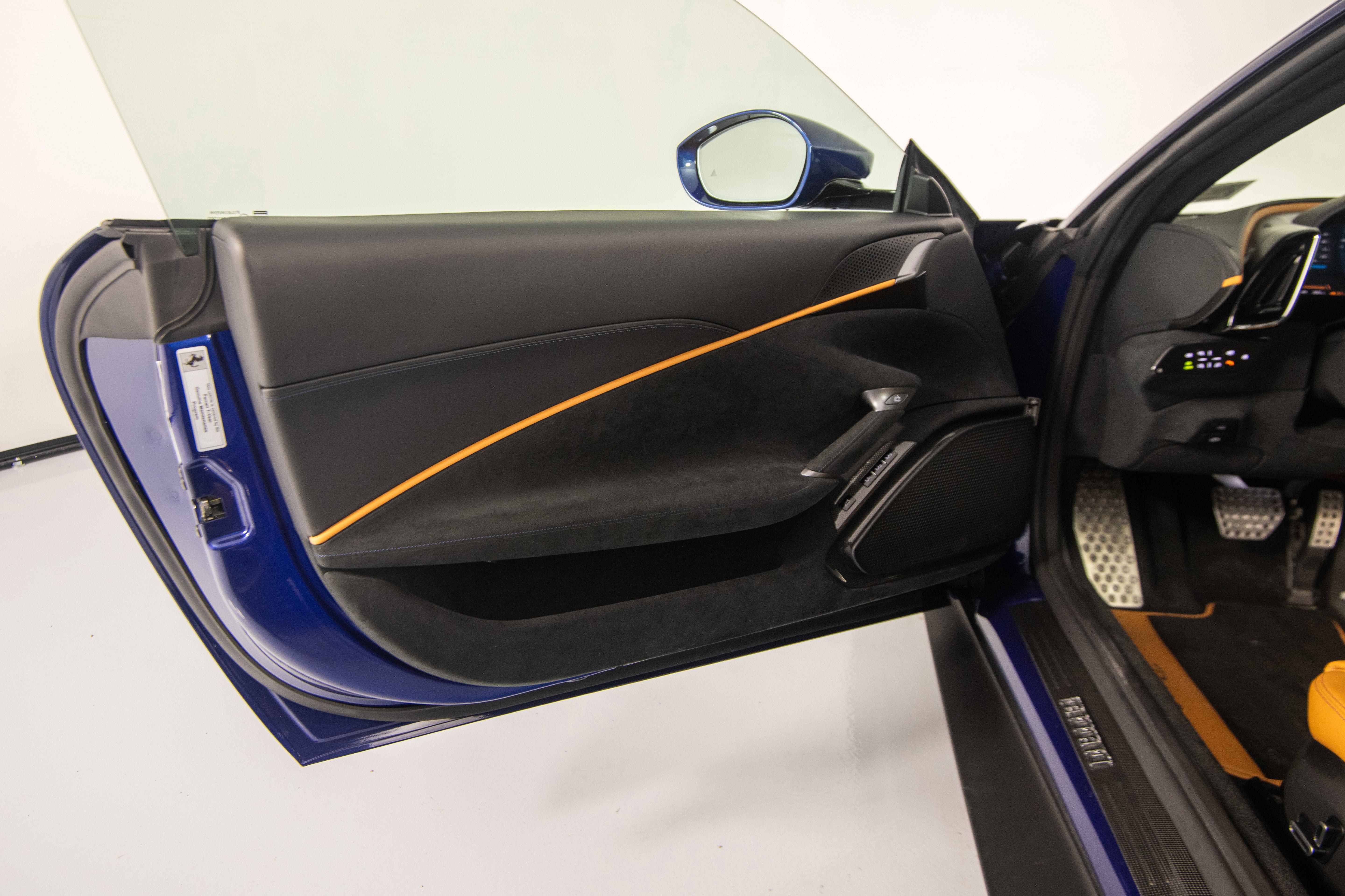 Certified 2021 Ferrari Roma image 11