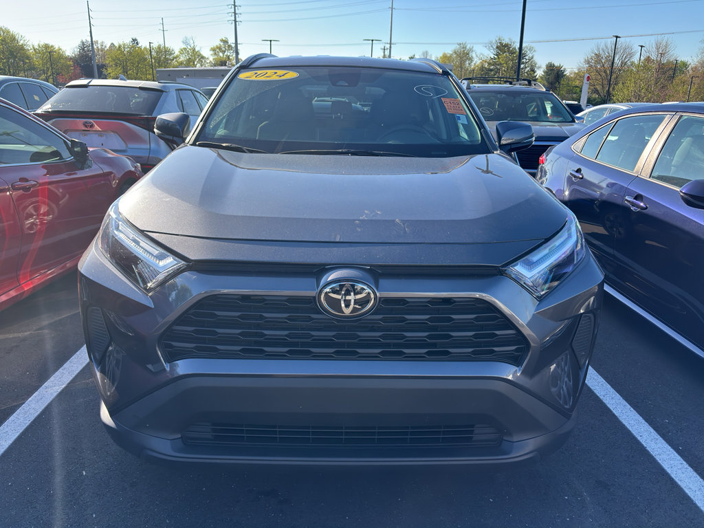 Used 2024 Toyota RAV4 XLE image 2