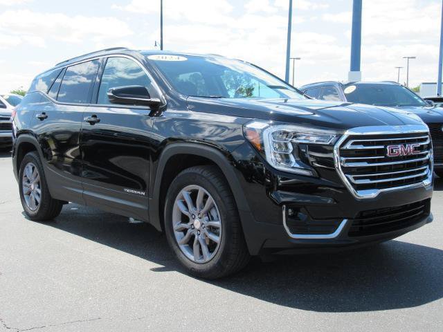 Used 2024 GMC Terrain SLT w/ Infotainment Package II AWD/4WD image 3