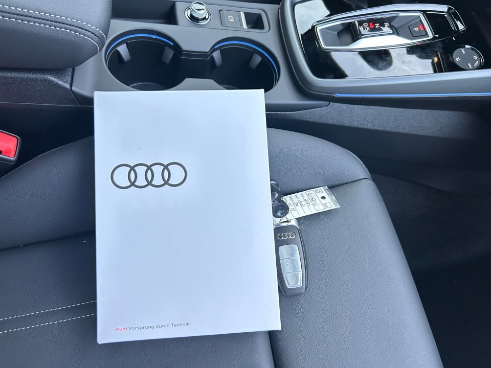 Used 2025 Audi A3 2.0T Premium Plus w/ Premium Plus Package AWD/4WD image 34