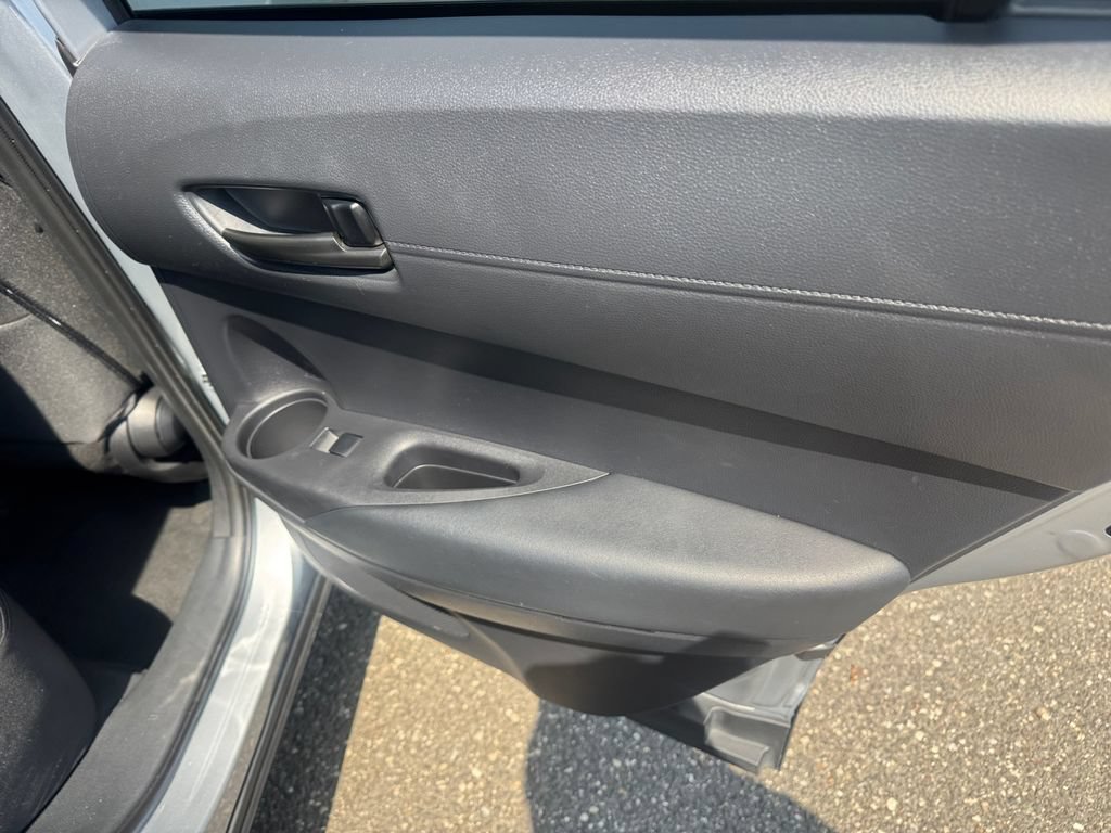 Used 2024 Toyota Corolla Cross LE AWD/4WD image 23