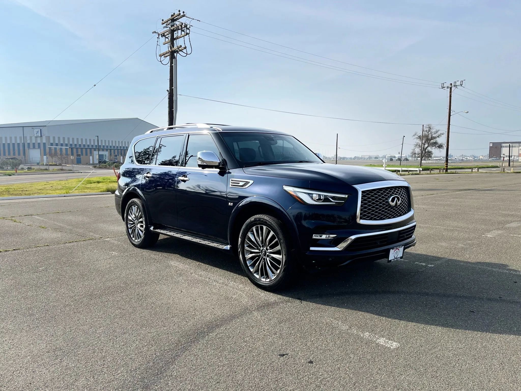 Used 2019 INFINITI QX80 Luxe w/ 22" Wheel Package image 3