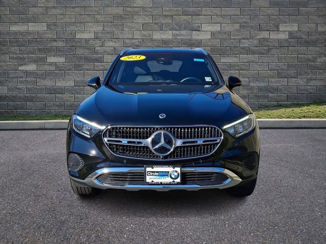 Used 2023 Mercedes-Benz GLC 300 4MATIC image 2