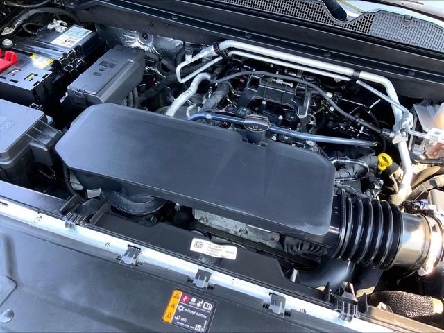 Used 2024 Chevrolet Colorado LT w/ LT Convenience Package AWD/4WD image 30