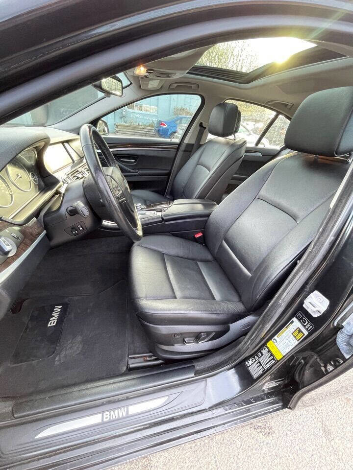 Used 2013 BMW 535i xDrive Sedan image 12
