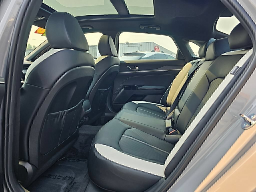 New 2026 Kia K5 GT-Line w/ GT-Line Premium Package AWD/4WD image 17