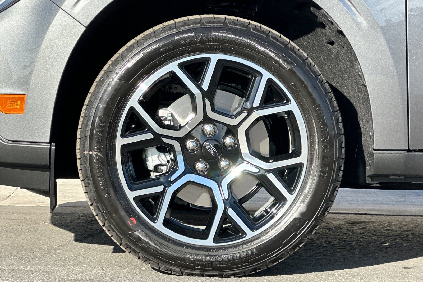 New 2026 Ford Maverick Lariat image 24