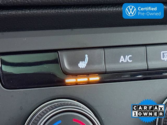 Certified 2022 Volkswagen Taos SE w/ Panoramic Sunroof Package image 20