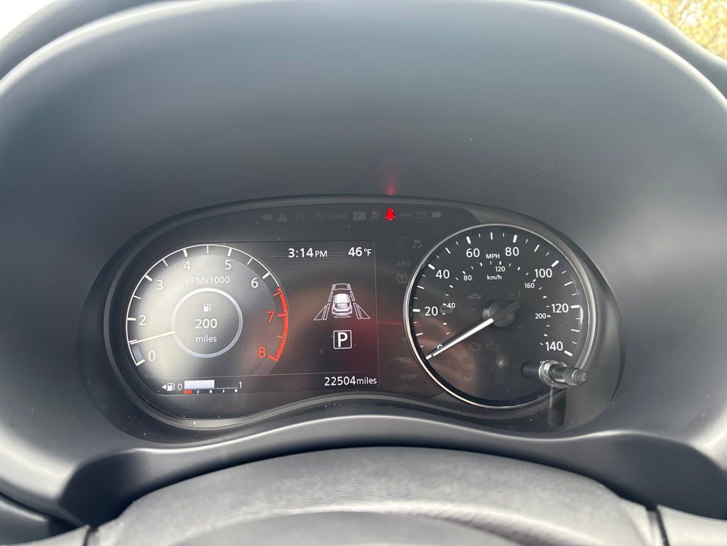 Used 2024 Nissan Kicks SR w/ SR Premium Package FWD image 23