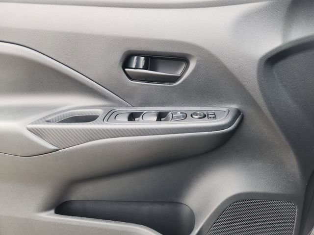 Used 2020 Nissan Versa S FWD image 15
