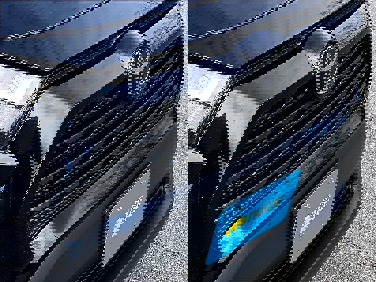 Used 2025 Toyota RAV4 LE image 32