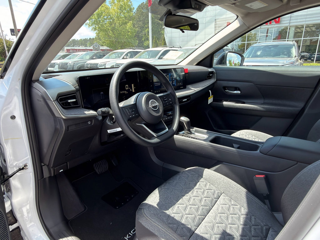 New 2026 Nissan Kicks SV image 12