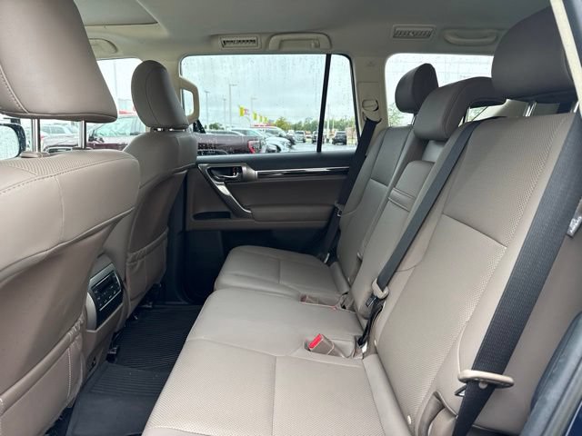 Used 2022 Lexus GX 460 Premium w/ Premium Package AWD/4WD image 9