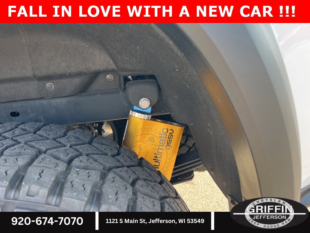 Used 2023 Chevrolet Colorado ZR2 w/ ZR2 Convenience Package III image 15