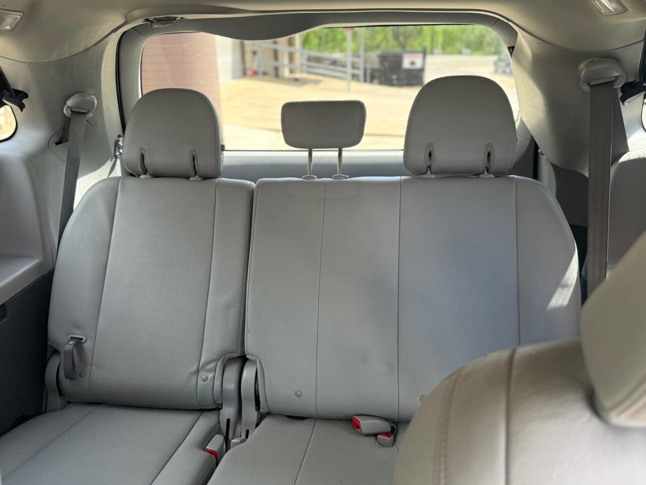 Used 2017 Toyota Sienna XLE Premium w/ Protection Package AWD/4WD image 13