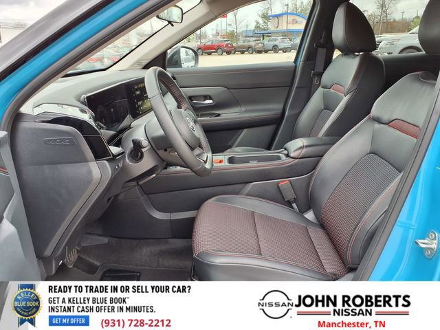 Certified 2025 Nissan Kicks SR image 4