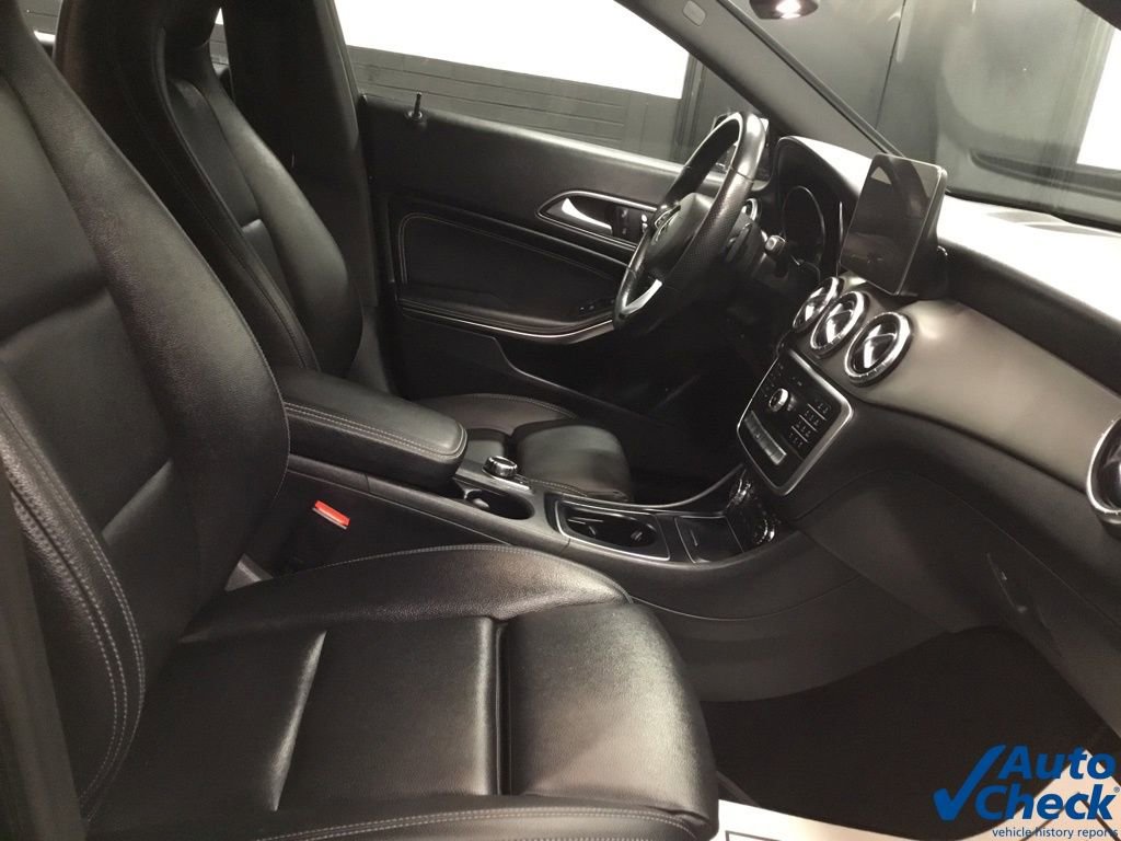Used 2019 Mercedes-Benz CLA 250 4MATIC image 36