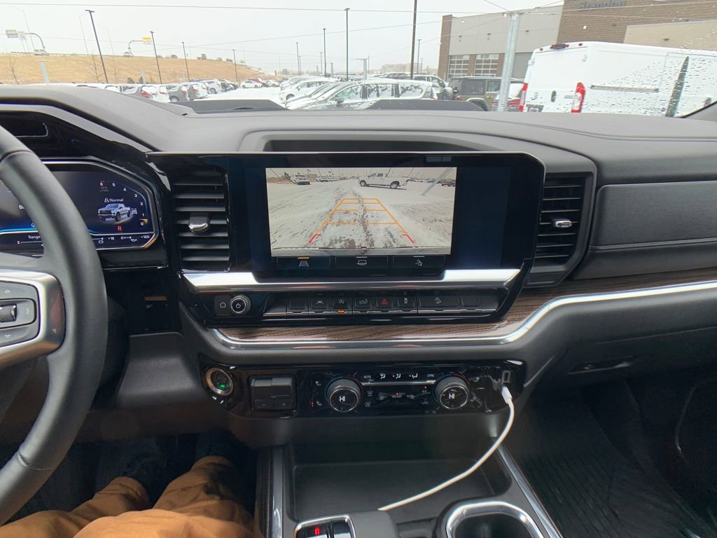 Used 2024 Chevrolet Silverado 1500 LT Trail Boss w/ Convenience Package II image 22