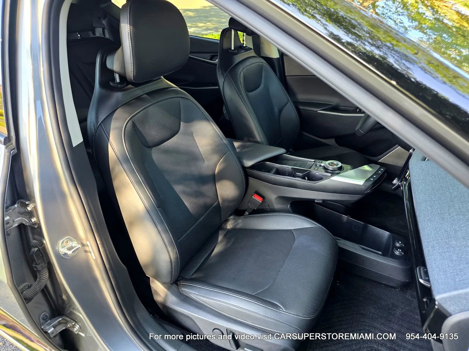 Used 2022 Kia EV6 Wind RWD image 37