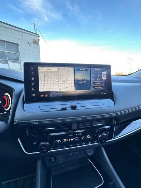 Certified 2024 Nissan Rogue SL w/ SL Premium Package AWD/4WD image 15