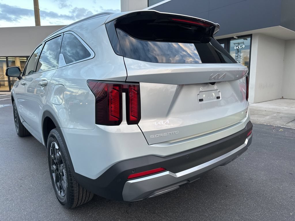New 2026 Kia Sorento S AWD/4WD image 9
