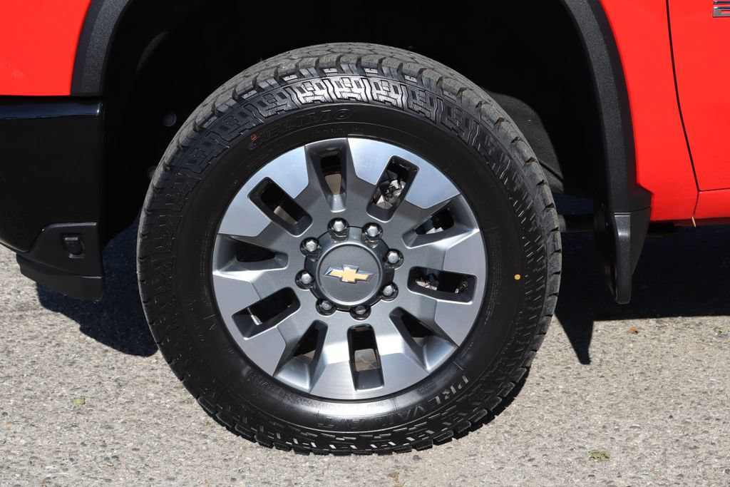 Used 2025 Chevrolet Silverado 2500 Custom w/ Custom Value Package AWD/4WD image 44
