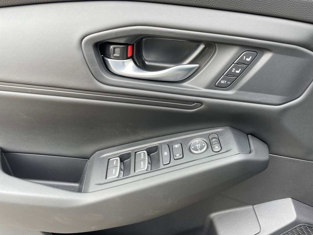 New 2026 Honda Accord EX-L image 16