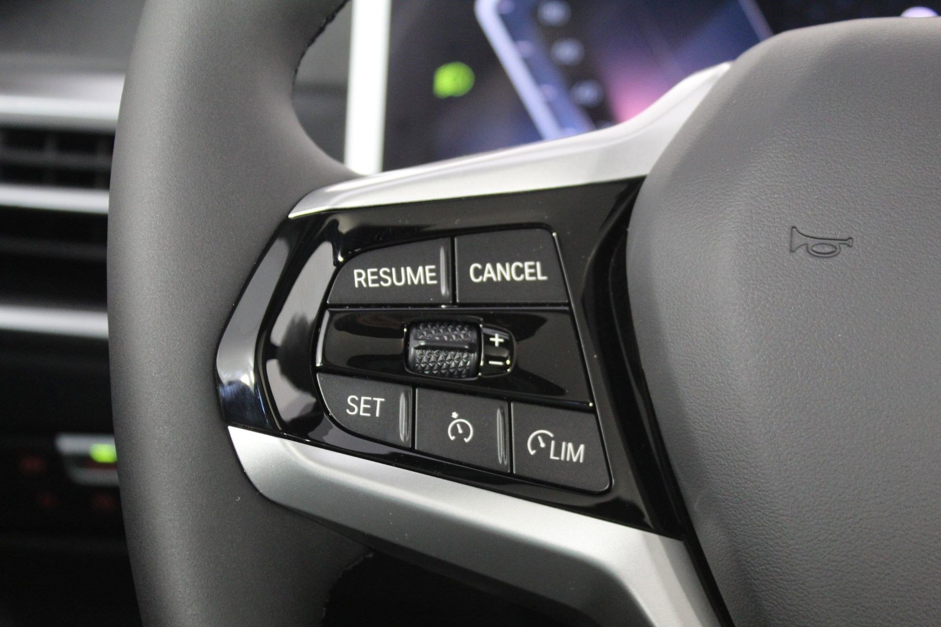 Used 2025 BMW i4 xDrive40i image 14