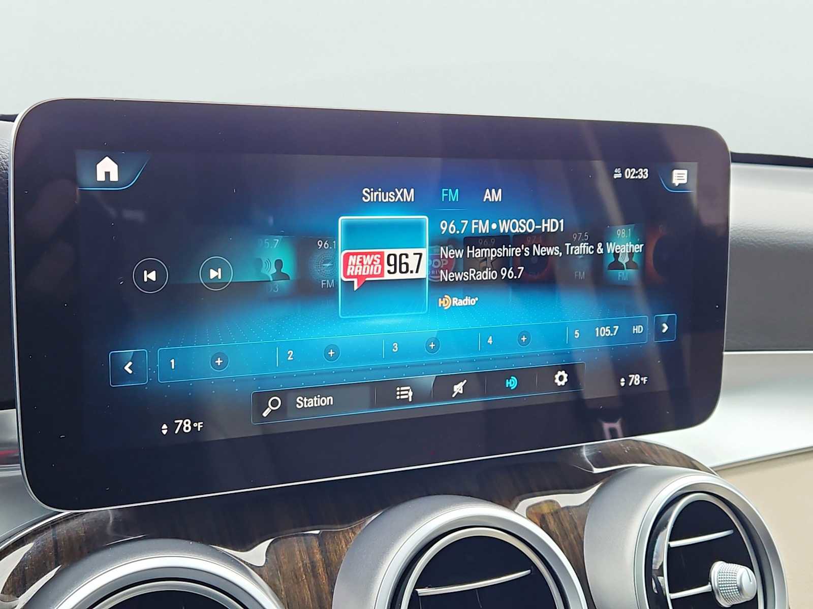 Used 2021 Mercedes-Benz GLC 300 4MATIC image 30